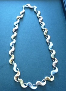 金、プラチナ、貴金属の買取をしています。買取専門店大吉中津店です。