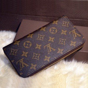 ルイヴィトンの高価買取は堺市の大吉諏訪ノ森店へ!