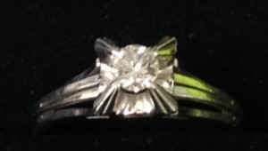 大吉 久留米店でダイヤの高額買取を限界まで挑戦中！