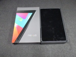  nexus 7 タブレット