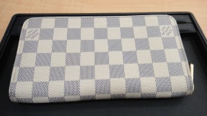 ヴィトンアズール買取