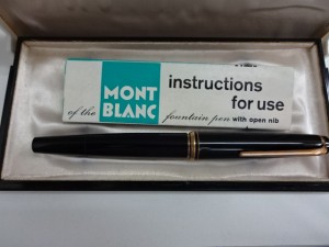 大吉 調布店は万年筆を高価買取します！