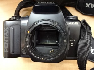 写真のカメラを買取ました