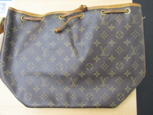 くたくたになったヴィトンも頑張って買取している大吉津田沼店です!