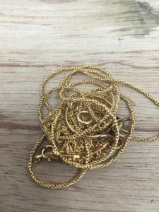 金(ネックレス)の買取は池田市の大吉池田店