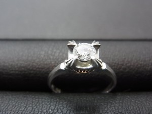 練馬区北町のお客様よりダイヤお買取しました。地域No.1高価買取宣言中の大吉東武練馬店です!