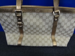 グッチ,買,三田