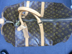 八尾店で買取したヴィトン(ブランド)ヴィトン(キーポル)ヴィトンのバッグです。JR八尾駅1分(志紀、久宝寺、平野、柏原)