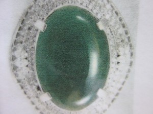 色石(エメラルド、サファイヤ、ルビー等)の高価買取なら大吉津田沼店へ!