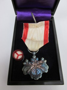 勲章の買取は大吉上福岡店にお任せください!