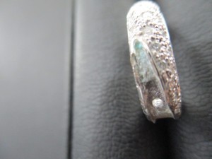 松江市のお客様からプラチナの石取れリングを買取!!大吉松江店