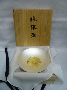 銀杯買取り箕面