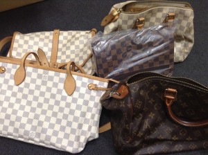 ブランド品をまとめて売るなら、大吉ガーデンモール木津川店へ♪