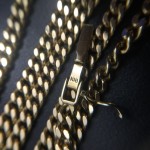 金、プラチナ、銀製品も買取は大吉草加店へ