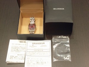 オメガ、カルティエ、ブルガリ、ロレックスなど時計の買取りなら、大吉 松戸店です。時計以外にも金、プラチナ、銀、貴金属、古銭、時計、ダイヤモンド、切手、金券、テレカ、携帯、カメラ等等幅広くお買取しているのが大吉松戸店です。「時計」「買取」「松戸」で検索