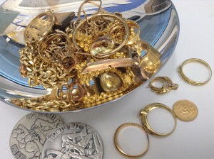 金製品の買取強化中!大吉ガーデンモール木津川店です。