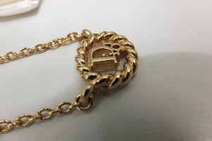 ブランドジュエリークリスチャンディオール金ネックレス