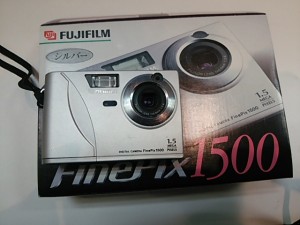 大吉 ピサーロ常陸大宮店でカメラを買取ました。