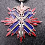 勲章の買い取り、処分は大吉草加店へ