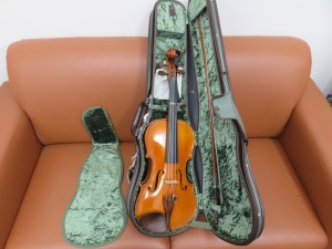 バイオリンの買取は尼崎店