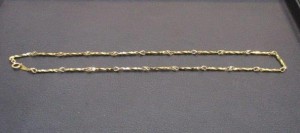 松江市の顧客から貴金属ネックレスを売却頂きました 大吉 松江店