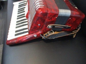 松江駅近く!! ヤマハ 楽器 アコーディオン買取は大吉松江店!!