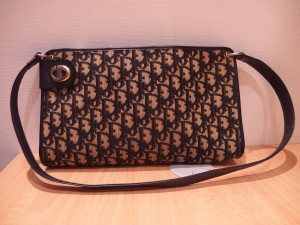 関内でのブランド品買取なら買取専門店 大吉 カトレヤプラザ伊勢佐木店。