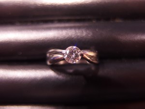 関内でのダイヤ買取なら買取専門店 大吉 カトレヤプラザ伊勢佐木店。