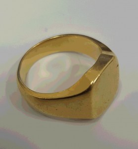 東灘区の大吉セルバ甲南山手店で18金のリングをお買取りしました。