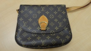 大吉 中野店では古いLVの高価買取いたします!