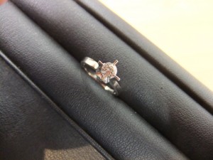 ダイヤの買取も大吉長崎屋小樽店へお任せください。