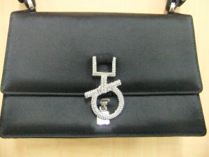 札幌でフェラガモを売るなら大吉円山公園店へ