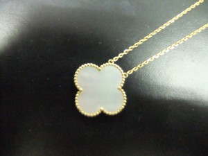 ヴァンクリーフなど人気ブランドの買取は札幌市にある大吉円山公園店へ！