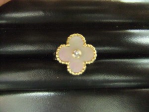 ヴァンクリーフなど人気ブランドの買取は札幌市にある大吉円山公園店へ！