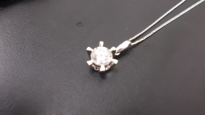 ダイヤモンドの買取は町田市の大吉町田店！