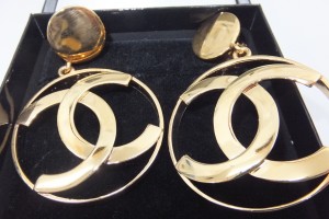ブランドCHANELシャネル金色イヤリング