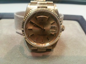 大吉 ピサーロ常陸大宮店で時計を買取致しました。