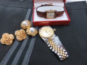 カルティエ、ローレックス、シャネル、エルメスお買取りさせて頂きました。