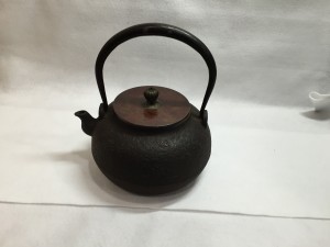 茶道具の買取なら奈良の大吉リーベル王寺店にお任せください！