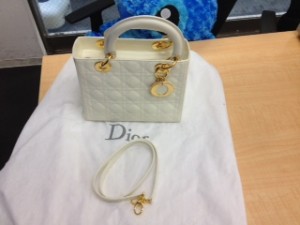 ディオール,売る,世田谷区,成城