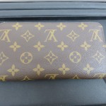 池田市のお客様よりブランド(LV）を買取致しました。大吉池田店です。