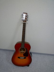 ギターの買取もしている大吉リーベル王寺店です!