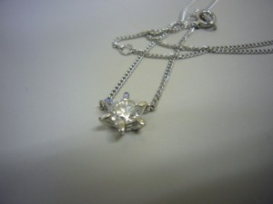 大吉東武練馬店|板橋区徳丸のお客様よりダイヤモンドを買取しました。地域No.1高価買取宣言中!