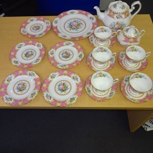 ロイヤルアルバート