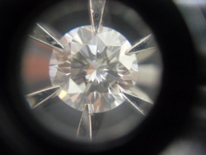 ダイヤのリングを売るなら大吉サンシパーク桑名店です