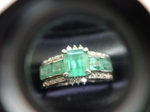 大吉 調布店で買取したエメラルド