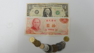 大吉中野店では外国のお金(アメリカドルなど)のお買取も可能です!