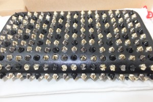 ブランド財布クリスチャンルブタン