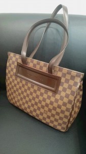 ルイヴィトンのショルダーバッグのお買取りは泉区大沢にあります大吉イオンタウン仙台泉大沢店へ。