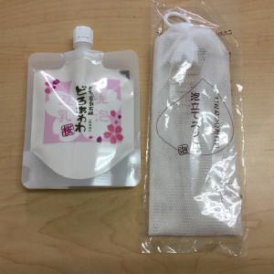 洗顔せっけん どろあわわ 桜